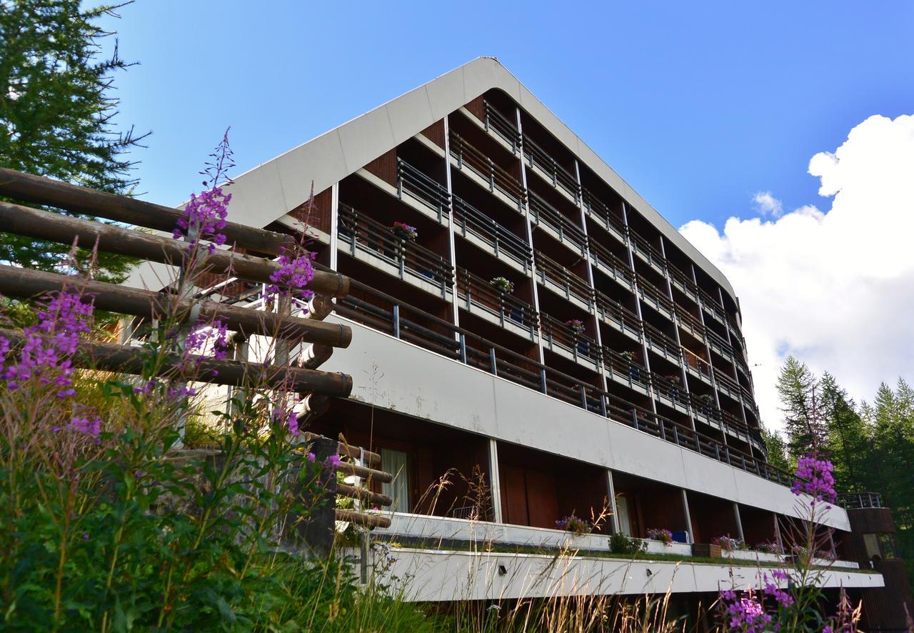 Appartamenti La Maison De Vacances Breuil-Cervinia Bagian luar foto