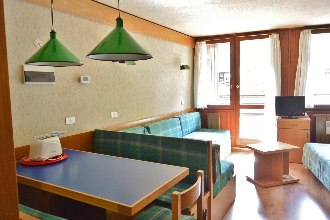 Appartamenti La Maison De Vacances Breuil-Cervinia Bagian luar foto