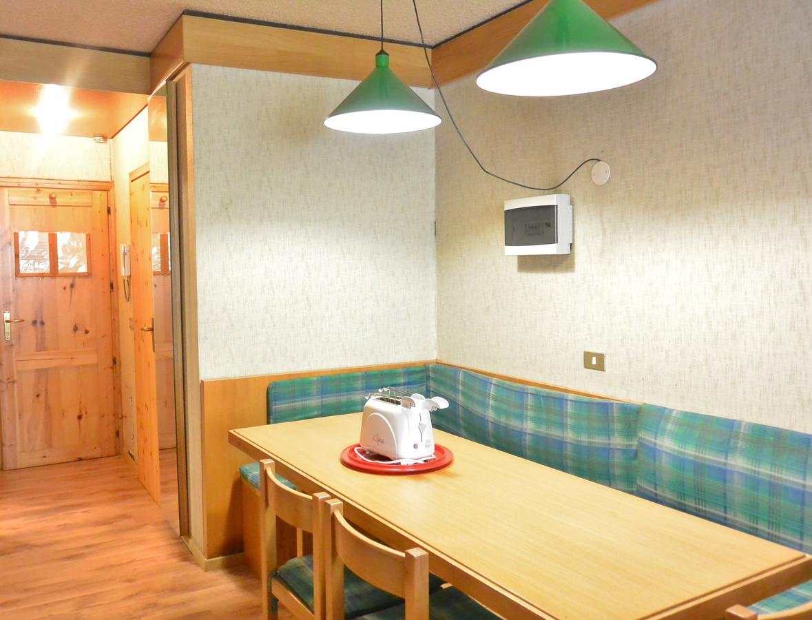 Appartamenti La Maison De Vacances Breuil-Cervinia Bagian luar foto