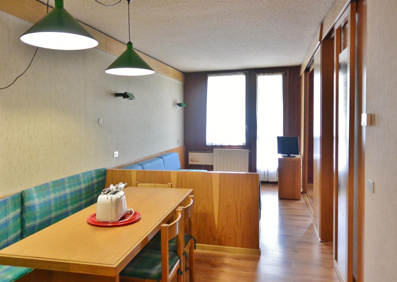 Appartamenti La Maison De Vacances Breuil-Cervinia Bagian luar foto